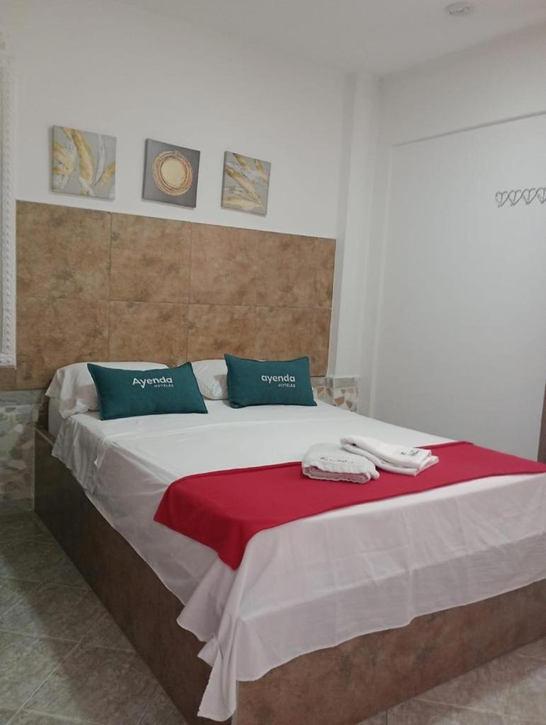 Hostal Kumbaya Santa Marta  Exteriör bild